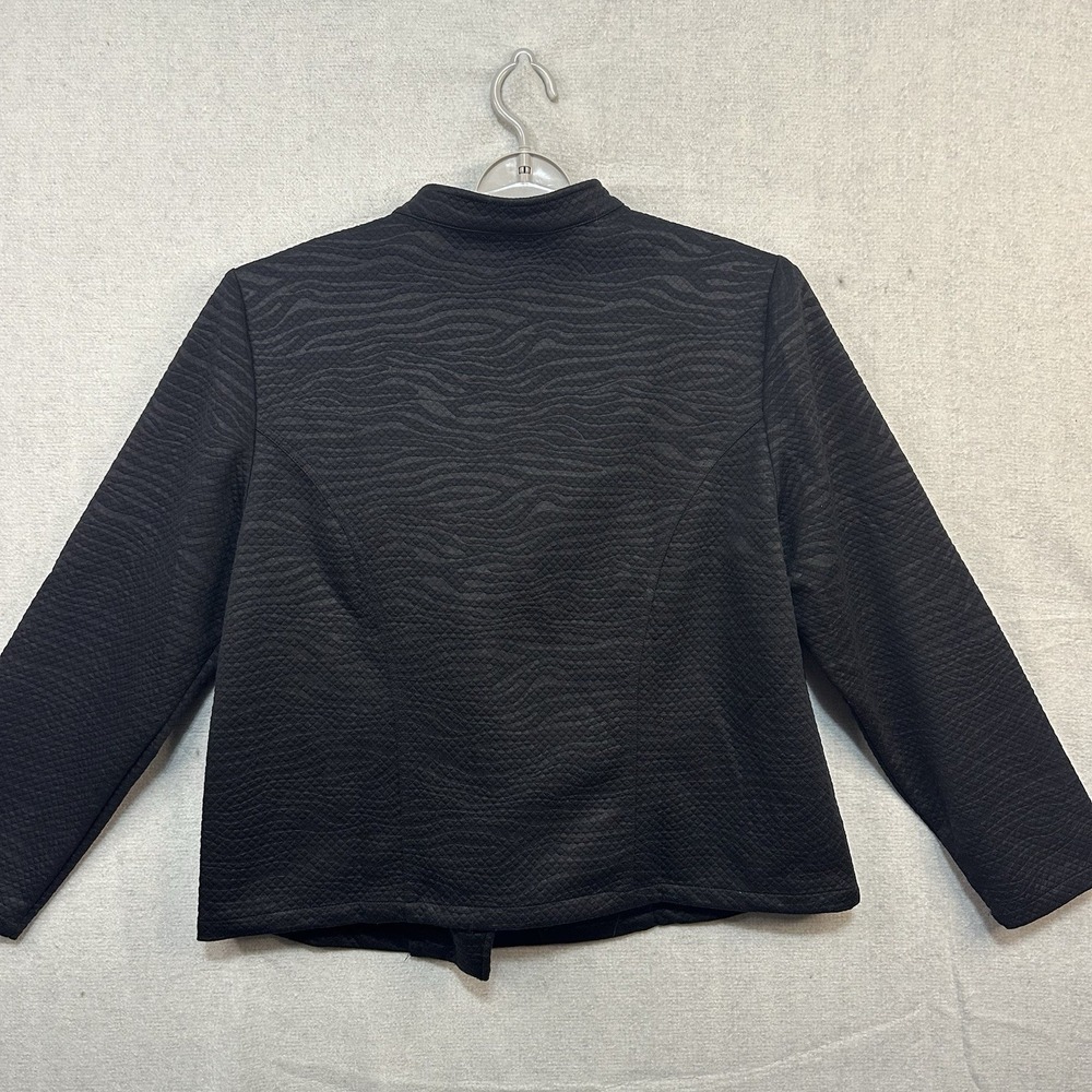 Chico's Jacquard Knit Jacket Solid Black Size 3 Full Zip Classy Staple NWT - Picture 2 of 9